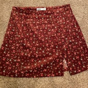 Red floral mini skirt (with slit)